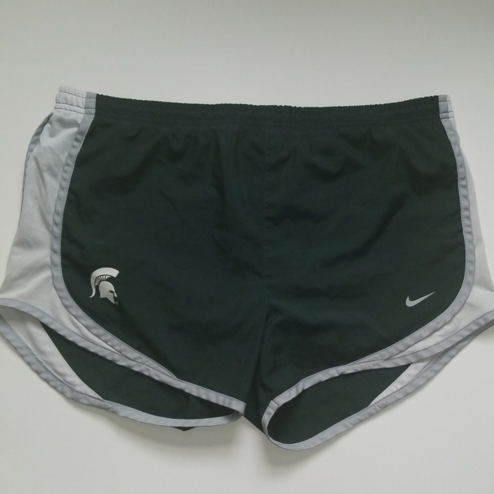 Nike Shorts - Picture 1 of 6